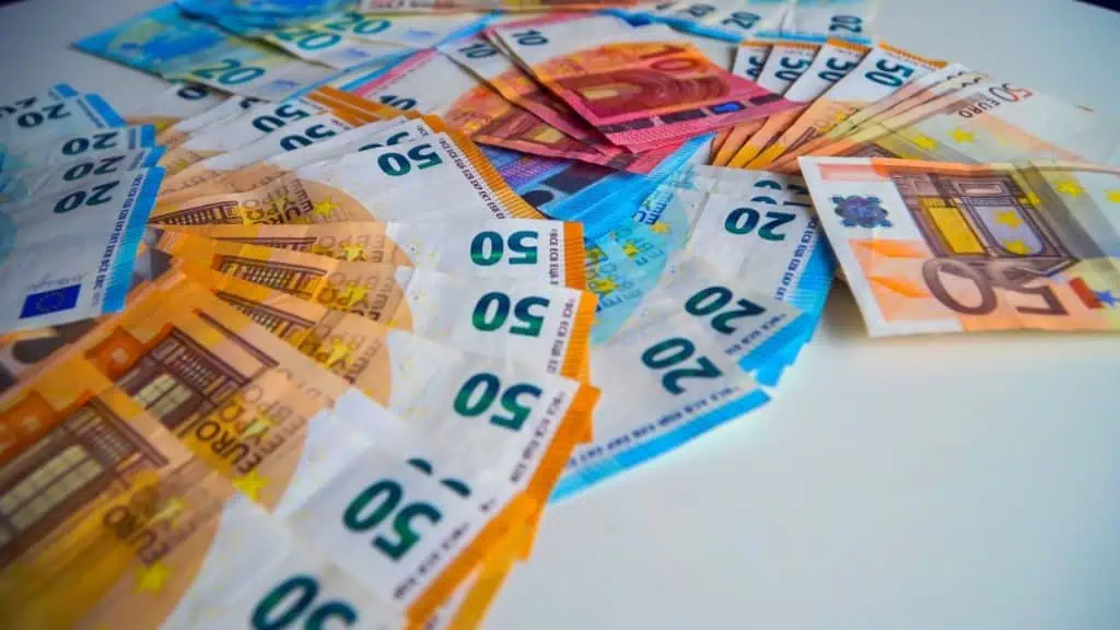 Krediti bez jamaca kako prepoznati povoljne ponude Krediti bez jamaca kako prepoznati povoljne ponude