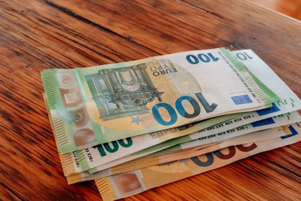 Kako pratiti svoje investicije i redovito prilagođavati strategiju Kako pratiti svoje investicije i redovito prilagođavati strategiju